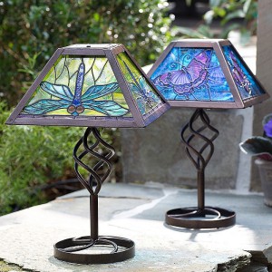 Retro Style Solar Outdoor Table Accent Lamp