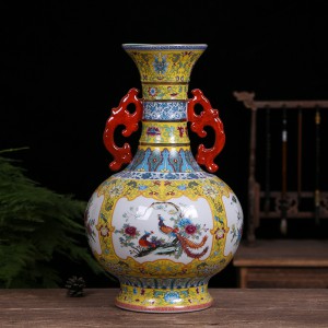 Jingdezhen Ceramic Vase Antique Chinese Porcelain Ornaments Crafts Enamel Open Window Binaural Appreciation Bottle